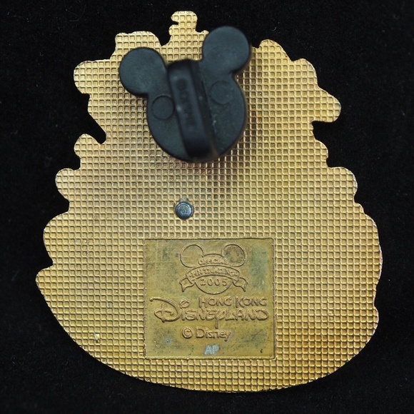 Disney Parks AUTHENTIC Hong Kong Disneyland Grand Opening 2005 Pin - Picture 2 of 2